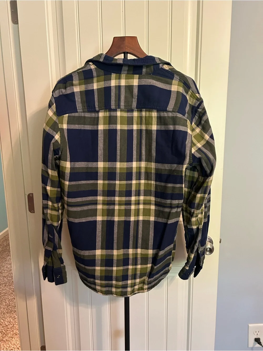Telluride Clothing Co. Reversible Plaid Button-Up Shacket in Navy & Olive